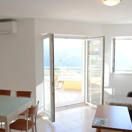 Apartment Braje Opatijska *